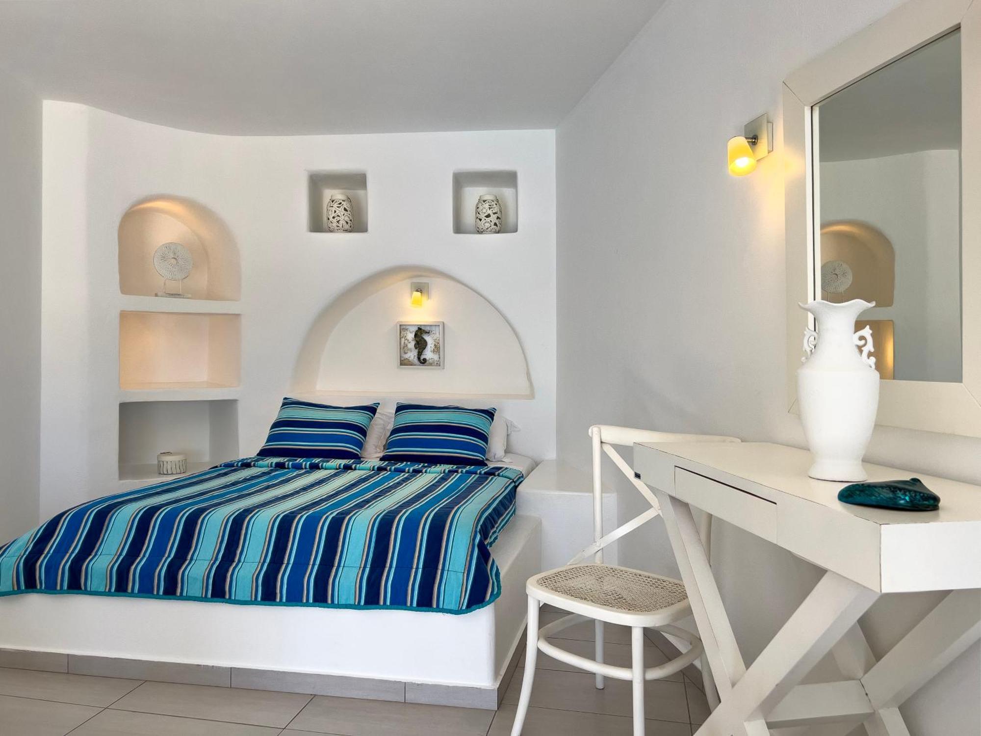 Aspalathras White Hotel Folegandros Town Екстер'єр фото
