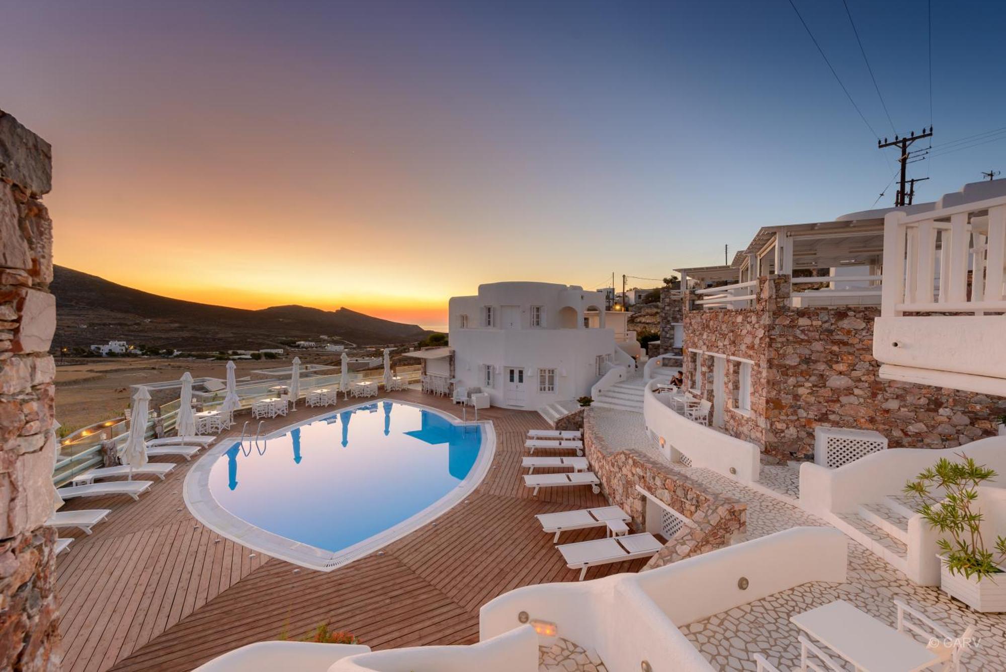 Aspalathras White Hotel Folegandros Town Екстер'єр фото